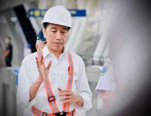 Presiden Tandatangani Keppres Larangan Penjualan Rokok Batangan