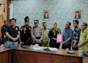 DPD LLMB Kab. Pelalawan sampaikan aspirasi warga Pelalawan langsung bersama Ketua DPRD Kab. Pelalawan