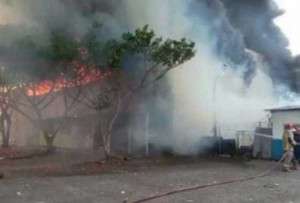 Si Djago Merah ngamuk gudang kopi kapal Api teerbakar