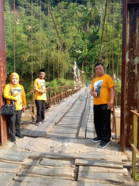 Jembatan Gantung Lalay Viral! Fransiska Prayudi Dorong Pemkab Sukabumi untuk Segera Perbaiki