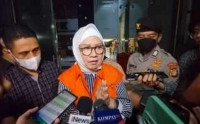 Karen Agustiawan merasa dikorbankan, sebut ada tanda tangan Dahlan Iskan saat pengadaan LNG PT Pertamina