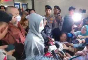 Artis Amanda Manopo diperiksa selama 8 jam, dicecar 34 pertanyaan 