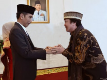 Jokowi Presiden yang Mendunia, Kenapa Banyak Dicerca di Negeri Sendiri? 