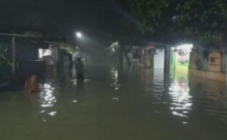 Pagi ini 40 RT di Jakarta Banjir dan 5 Ruas Jalan Tergenang