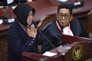 Keterangan Menteri Sosial Tri Rismaharini dalam Sidang Gugatan Pilpres di MK