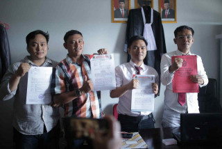 Kantor Hukum Desri Nago Minta Keadilan Terkait Pasal 170 KUHP: Mafia Tanah di Palembang Berlindung di Balik Konstitusi