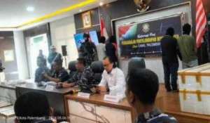 Lanal Palembang Gagalkan Penyelundupan 99.648 Ekor Baby Lobster Senilai Rp15 Miliar