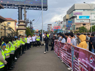 GAASS Gelar aksi lanjutan di Mapolda Sumsel, menuntut Kapolrestabes Palembang untuk Mundur 
