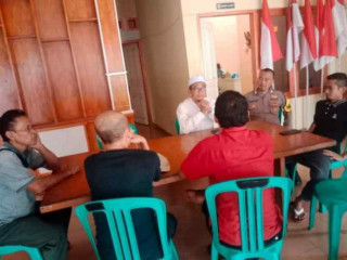 Polsek Nanggung sambangi warga Desa Cisarua sampaikan himbauan kamtibmas