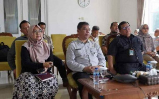 Rapat Pengendalian Inflasi, PLH Sekda Sukabumi Toha Wildan Athoilah "Kita Terus Berupaya Supaya Inflasi Tetap Terkendali"