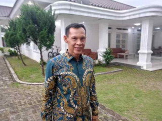 Dapat Rekom DPP PAN, Jaro Ade Diminta Cari Pasangan di Pilbup Bogor  