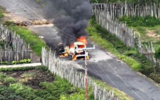 OPM tembak sopir angkot dan bakar mobilnya di Paniai, Papua Tengah