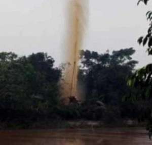 Sumur Minyak Ilegal Cemari Sungai Parung Diduga Milik Oknum Kades