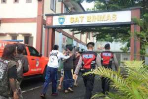 Polres Bogor Gelar Razia Pengamanan Penanggulangan Aksi Premanisme,10 Orang Diamankan.