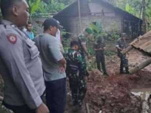 Seorang Warga Sedang Gali Sumur, di Parungpanjang Bogor Menemukan Mortir