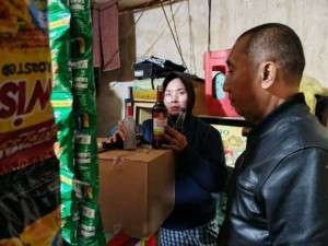 Kapolsek Megamendung Pimpin Langsung Operasi Penyakit Masyarakat, Puluhan Botol Miras Ilegal Diamankan.