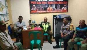Bhabinkamtibmas Polsek Cisarua Sambangi Pos Kamling, Tingkatkan Kewaspadaan Warga.
