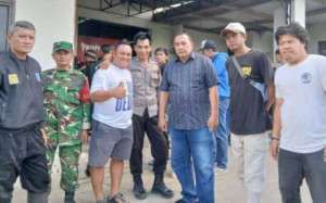 Kapolsek Cibungbulang Jalin Silaturahmi dan Tingkatkan Soliditas Lewat Sambang Tokoh Masyarakat.