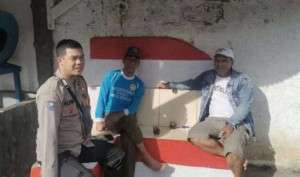 Bhabinkamtibmas Polsek Ciawi Sambangi Warga Desa Banjarwangi, Sampaikan Pesan Kamtibmas dan Imbauan Waspada TPPO.