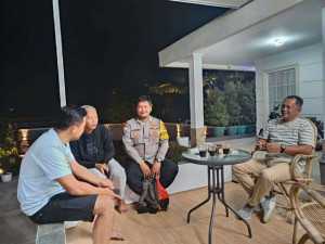 Bhabinkamtibmas Desa Kopo Polsek Cisarua Kontrol Pos Kamling, Dorong Peran Aktif Warga.