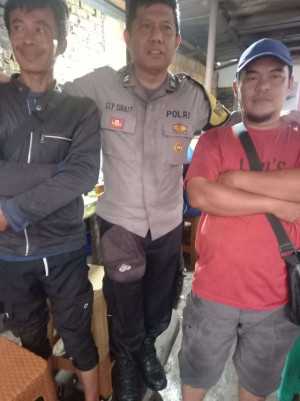 Polsek Megamendung Sambangi Warga, Bhabinkamtibmas Imbau Warga Desa Gadog Waspadai TPPO.