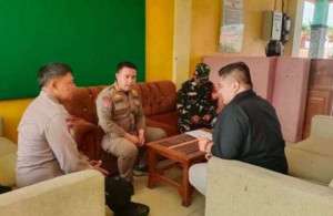 Bhabinkamtibmas Polsek Jonggol Sinergi dengan TNI, Binpol PP, dan Guru SMAN 2 Jonggol untuk Jaga Kamtibmas.