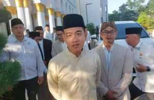 Salat Iduladha di Masjid Zayed, Gibran: Temu Kangen dengan Para Kiai