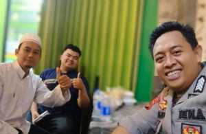 Bhabinkamtibmas Polsek Leuwiliang Sambangi Warga, Pererat Hubungan dan Jaga Kamtibmas di Wilayah.