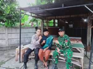 Bhabinkamtibmas Sambang Warga Jalin Kedekatan dengan Warga Masyarakat