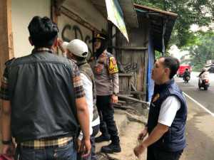 Gercep Polsek Dramaga Tindaklanjuti Aduan Warga Terkait Penjualan Obat Terlarang Berkedok Warung Ponsel.