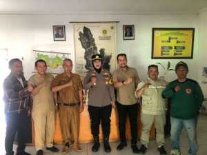 Kapolsek Dramaga Silahturahmi, Kunjungan Ke Kantor Desa Sinarsari Kecamatan Dramaga Ajak Jaga Kondusifitas Cegah Gangguan Kamtibmas.