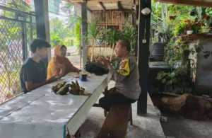 Polsek Darmaga dengan Warga Binaan Wilayah Hukum Kecamatan Dramaga Desa Cikarawang Menjaga Kondusifitas dari Gangguan Kamtibmas.