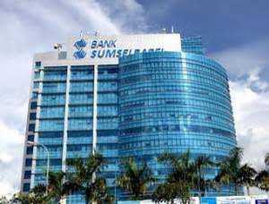 Oknum Pimpinan Bank Pembangunan Daerah (BankSumsel Babel) diduga langgar (POJK) dan Standar Operasional Prosedur (SOP) internal perbankan.