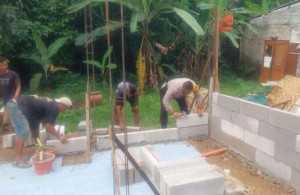 Sambut HUT Bhayangkara Ke-79, Polsek Rancabungur Laksanakan Proyek Lanjutan Bakti Sosial Bedah Rumah warga yang berdampak bencana alam.