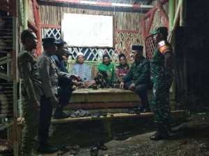 Sinergi TNI-POLRI Polsek Cijeruk Sambangi Warga Ciburayut dan Sampaikan Pesan Kamtibmas Serta Edukasi TPPO.