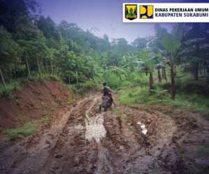Warga Keluhkan Jalan Rusak Parah di Bangbayang Tegalbuleud, Dinas PU Akui Kondisi dan Usulkan Perbaikan