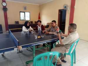 Bhabinkamtibmas Polsek Ciawi Polres Bogor Gelar Anjangsana dan Sampaikan Pesan Kamtibmas di Desa Bitungsari.