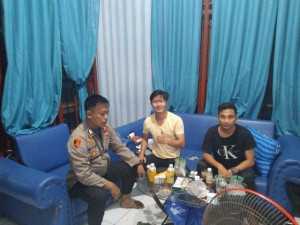 Bhabinkamtibmas Polsek Parung Sambangi Warga, Ajak Orang Tua Waspadai Tawuran dan Gengster.