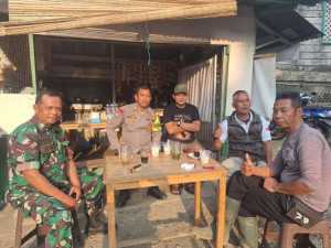Bhabinkamtibmas Desa Tugu Utara Laksanakan Sambang Dialogis, Berikan Himbauan Kamtibmas kepada Warga Desa Binaan.