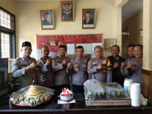 Polsek Rumpin Polres Bogor Gelar Sambang dan Syukuran Hari Bhayangkara Ke-79 Bersama Warga Desa Mekarsari.