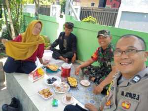 TNI-POLRI Sambang Kamtibmas Warga Dengan Meningkatkan Keamanan Lewat Patroli Dialogis Ke Warga Kp. Dramaga Tengah.
