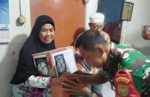 Babinsa Sialang dan FORMASI Salurkan Bantuan untuk Warga Kurang Mampu