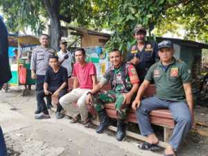 Jalin Kedekatan dengan Warga, Bhabinkamtibmas Polsek Parung Sampaikan Himbauan Harkamtibmas di Desa Cogreg.