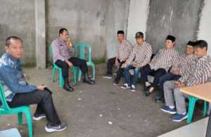 Bhabinkamtibmas Polsek Parungpanjang Polres Bogor Sambangi Warga Desa Cikuda dan Berikan Himbauan Kamtibmas.