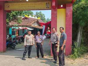 Cegah Tawuran dan Gangster, Bhabinkamtibmas Polsek Parung Ajak Warga Peduli Lingkungan Anak Muda.