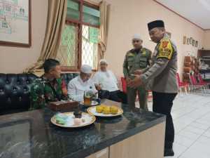 Sinergitas Bhabinkamtibmas dan Babinsa Parung, Wujudkan Kamtibmas yang kondusif di Desa Binaan.
