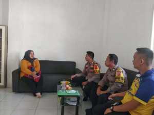 Kapolsek Tanjungsari Sambang Warga Masyarakat Sampaikan Himbauan Kamtibmas.