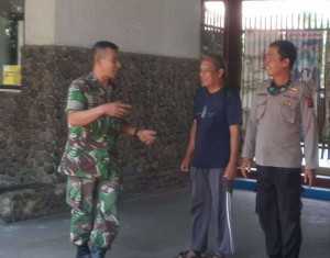 Jaga Kamtibmas, Bhabinkamtibmas Polsek Parung dan Babinsa Beri Imbauan Langsung ke Warga.