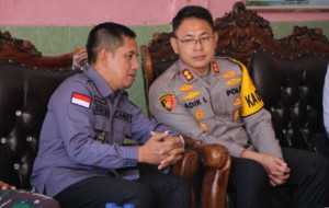 Kapolres OKU Timur Lakukan Kunjungan Kerja dan Silaturahmi Dengan Masyarakat Kecamatan BP Peliung di Desa Bantan