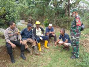 Wujudkan Desa Aman, Bhabinkamtibmas dan Babinsa Gencar Sambang Kamtibmas.
